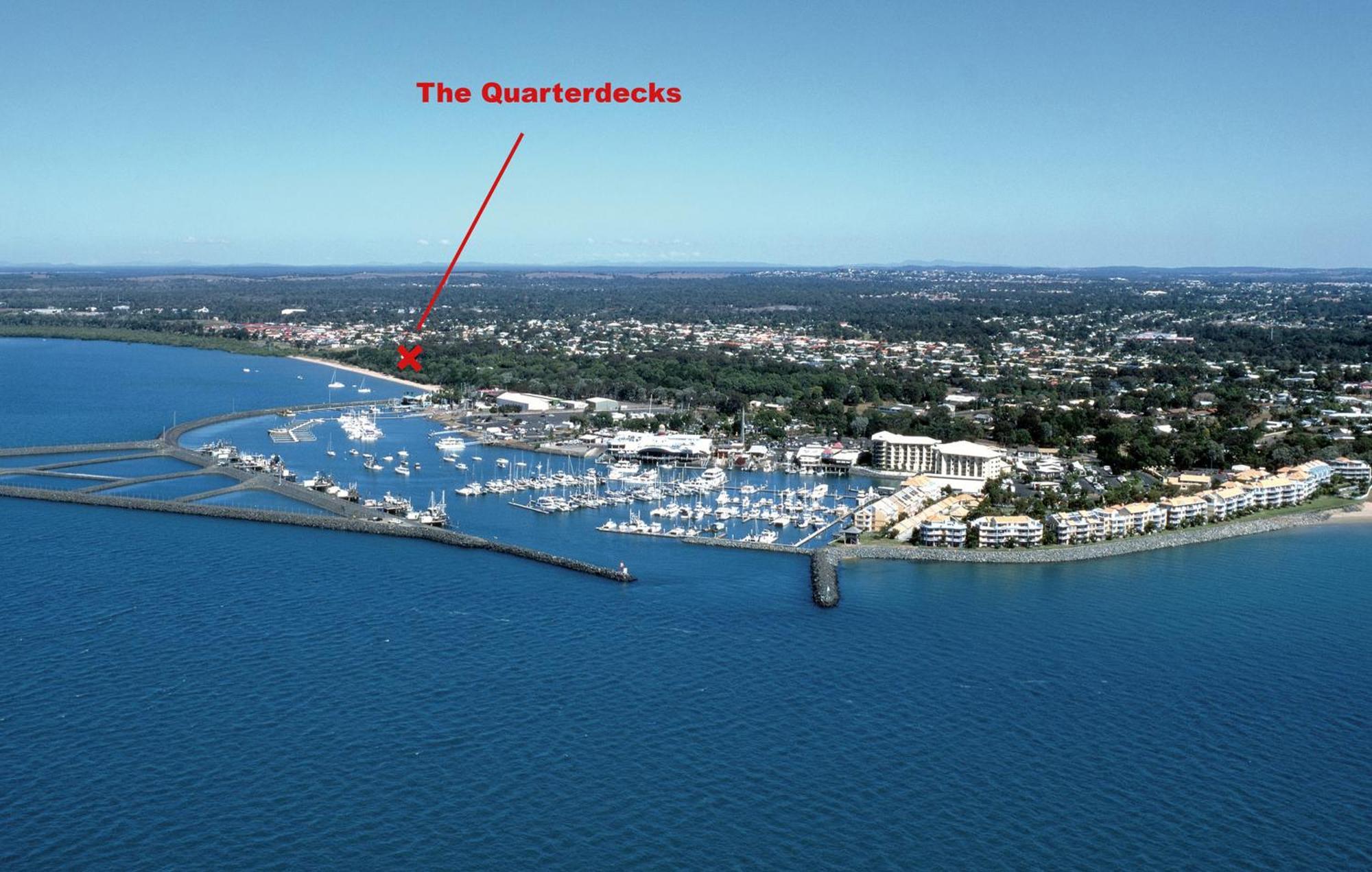 Quarterdecks Retreat Villa Urangan Екстериор снимка
