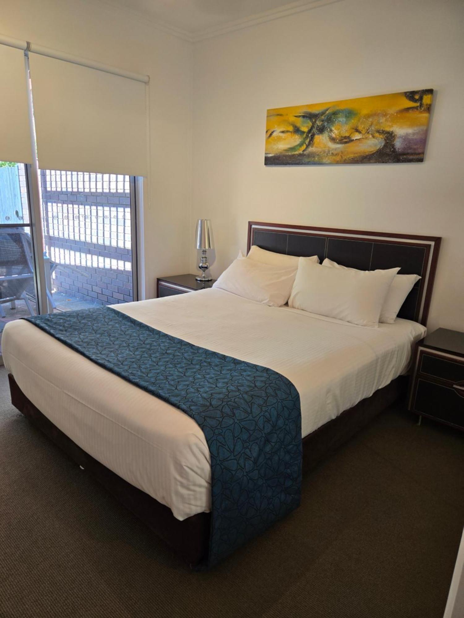 Quarterdecks Retreat Villa Urangan Екстериор снимка