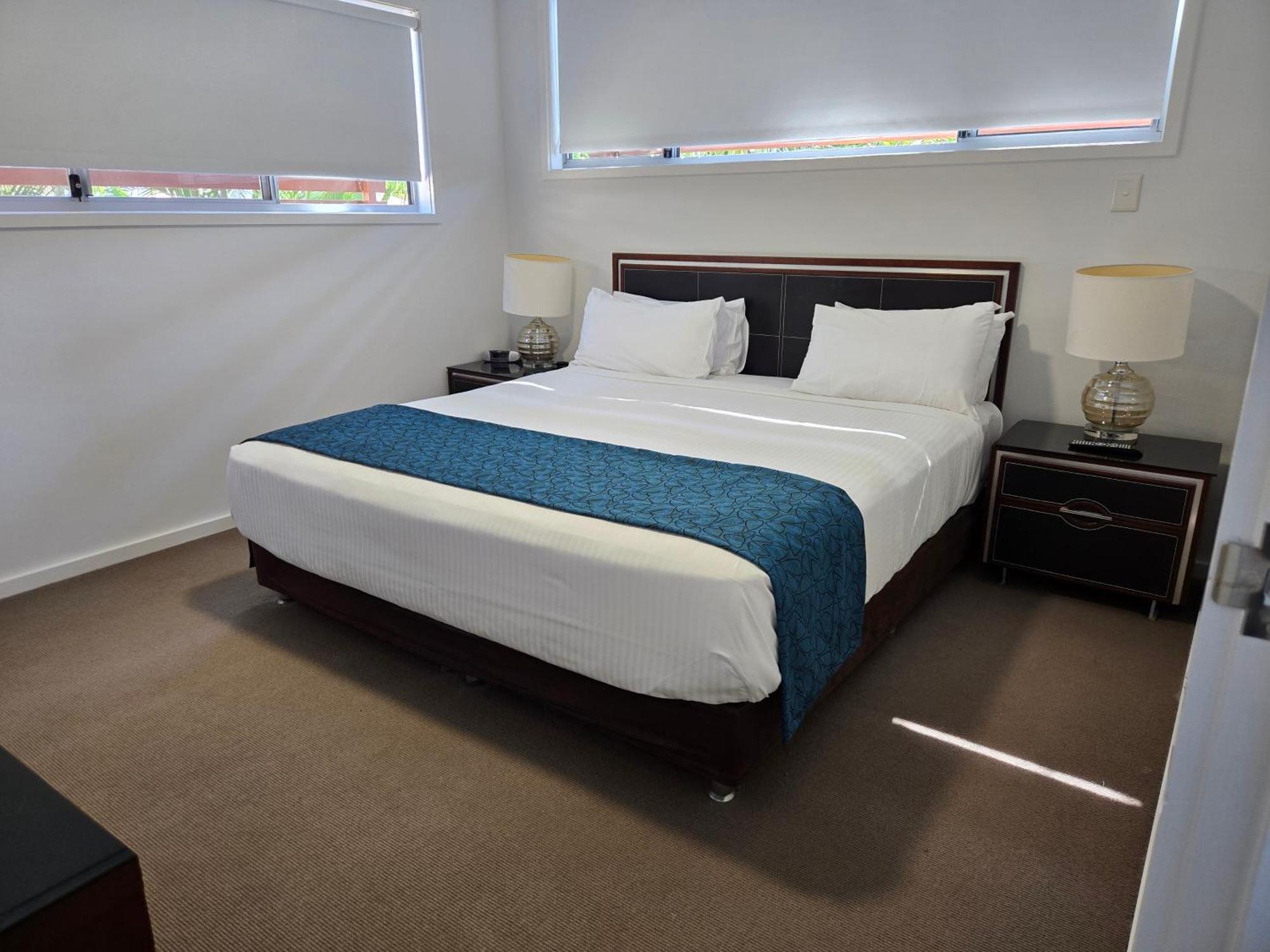 Quarterdecks Retreat Villa Urangan Екстериор снимка
